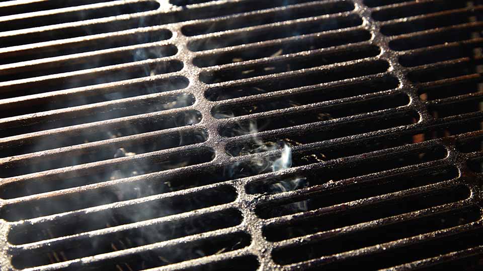 Dreckiger Grillrost Dreckiger Grillrost