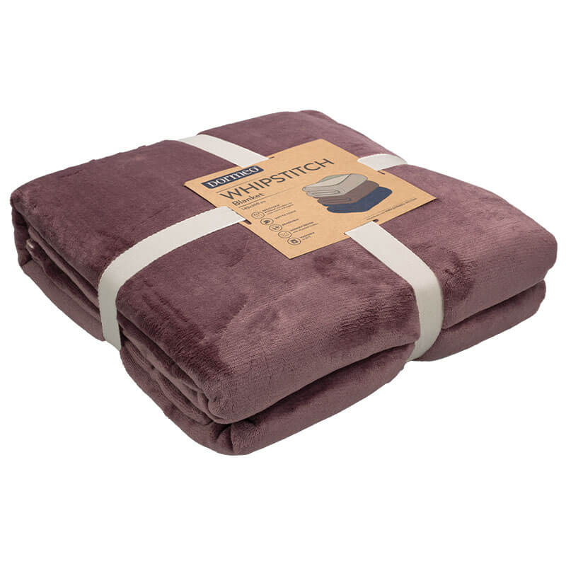 kuscheldecke-tagesdecke-rot kuscheldecke-tagesdecke-rot