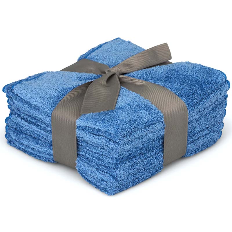 Flauschi Putztücher 10er-Pack in Taubenblau, weiche saugstarke Mikrofasertücher als Geschenkset mit Schleife gebunden. Perfekt für Küche, Bad, Auto und Haushalt, fusselfrei und langlebig für streifenfreie Reinigung.