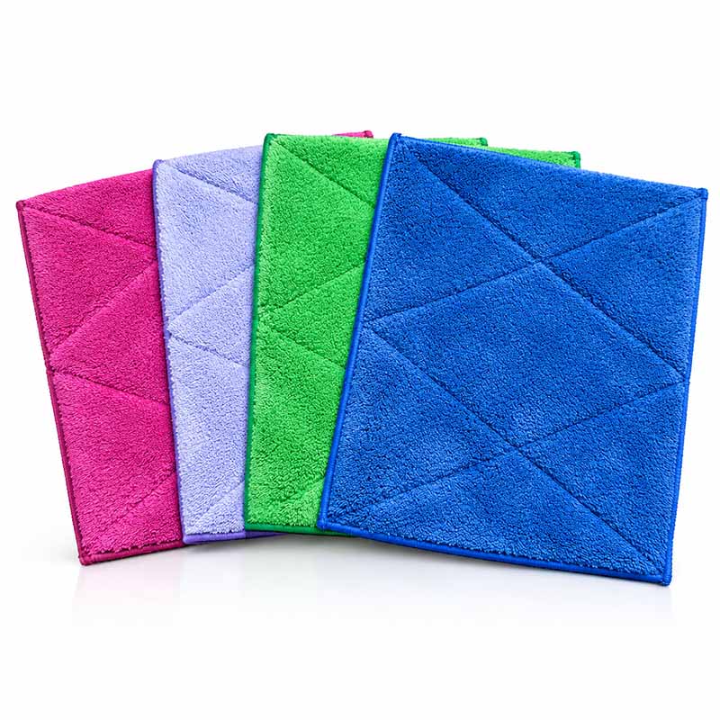 Antibakterielle Spültücher und Wischtücher, 4er-Pack, in Regenbogenfarben, geeignet für vielseitige Reinigungsanwendungen und hygienische Oberflächenpflege.